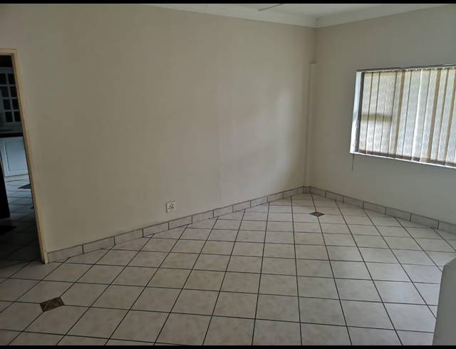 3 BEDROOM HOUSE TO LET IN EPWORTH